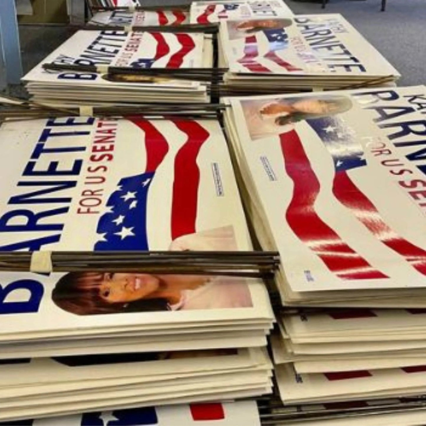 Bulk Signs - 50 Signs - YardSigns.com