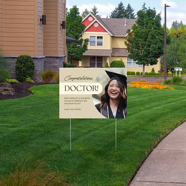 Graduation Signs - Congratulations! Doctor YardSigns.com